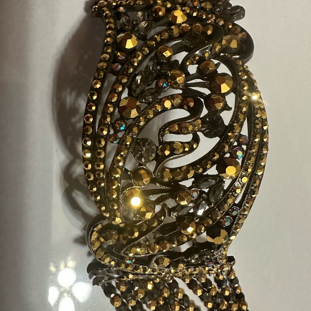 Jose and  Maria Barrera choker